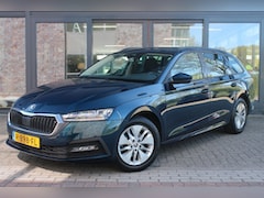 Skoda Octavia Combi - 1.0 TSI Business Edition | Trekhaak | Keyless | Cruise | Lane Assist | Carplay |