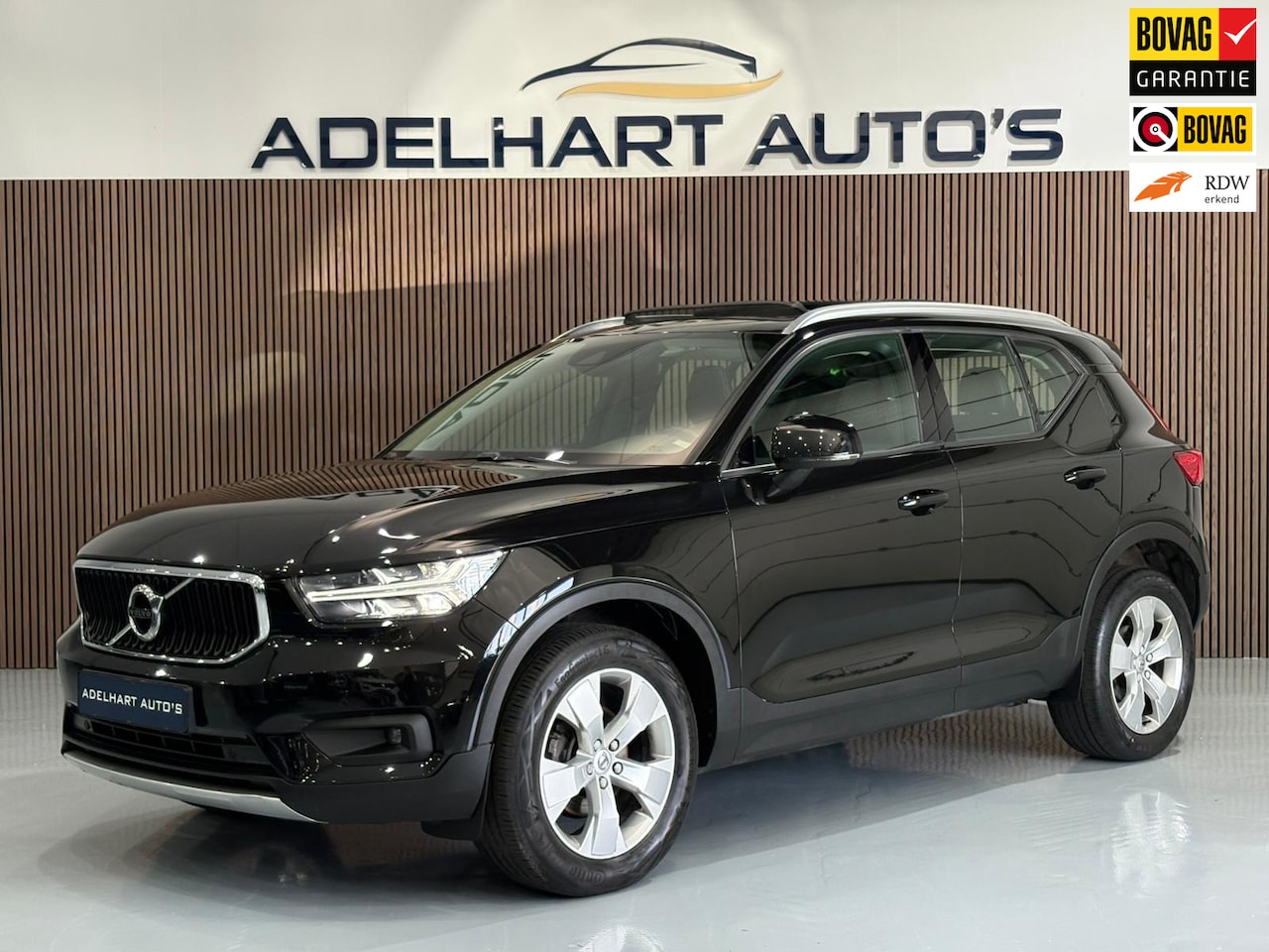 Volvo XC40 - 1.5 T3 Momentum 163 PK / Panorama dak / Navigatie full map / Lederen interieur / Cruise co - AutoWereld.nl