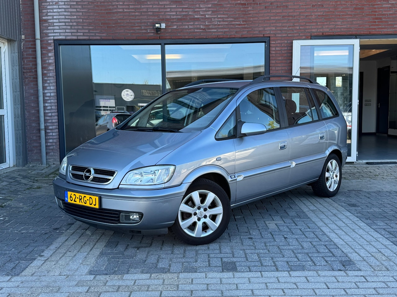 Opel Zafira - 1.8-16V Maxx | NWE APK | 7 PERS | Trekhaak | - AutoWereld.nl