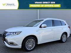 Mitsubishi Outlander - 2.4 PHEV Intense+ | Schuif-/kanteldak | 4WD | Navigatie | Stoel/Stuurwielverwarming |