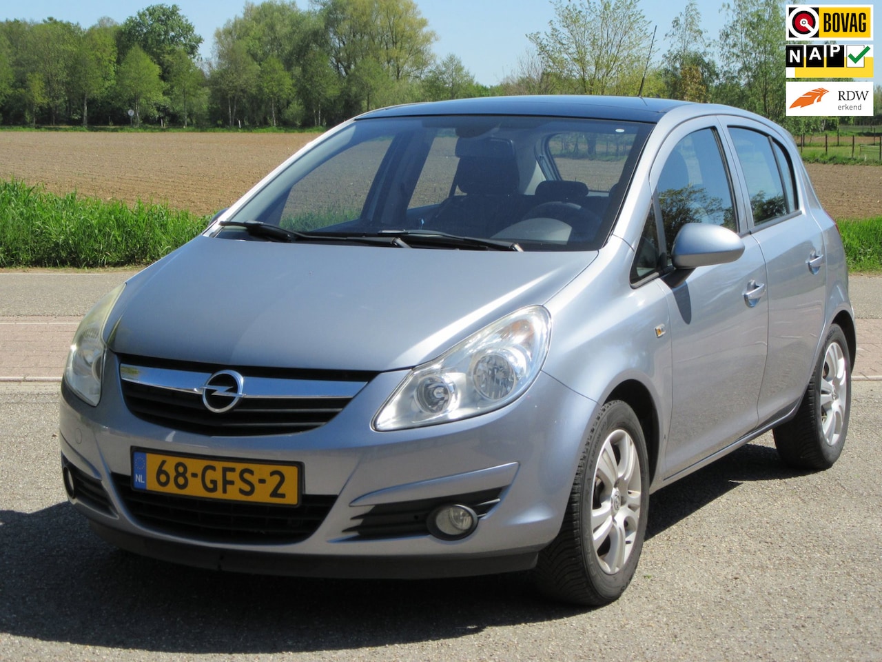 Opel Corsa - 1.4-16V Enjoy 1.4-16V Enjoy - AutoWereld.nl