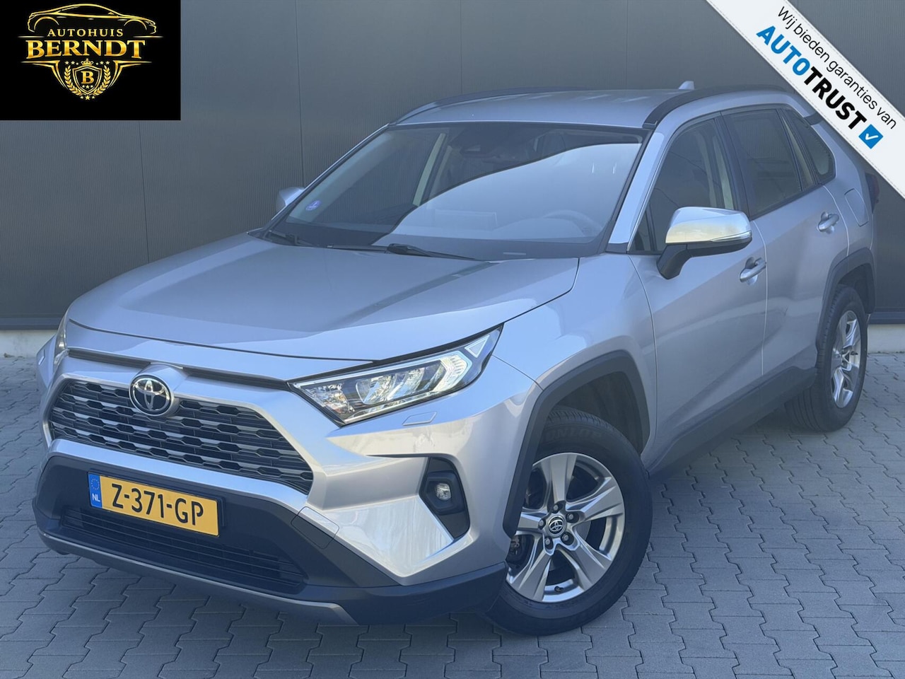 Toyota RAV4 - 2.0 VVT-iE Dynamic Automaat Trekhaak Carplay PDC - AutoWereld.nl