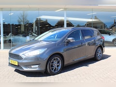 Ford Focus Wagon - 1.0 125PK , Distributie riem is reeds vervangen Trekhaak, pdc, 16inch BBS VELGEN, Stuurver