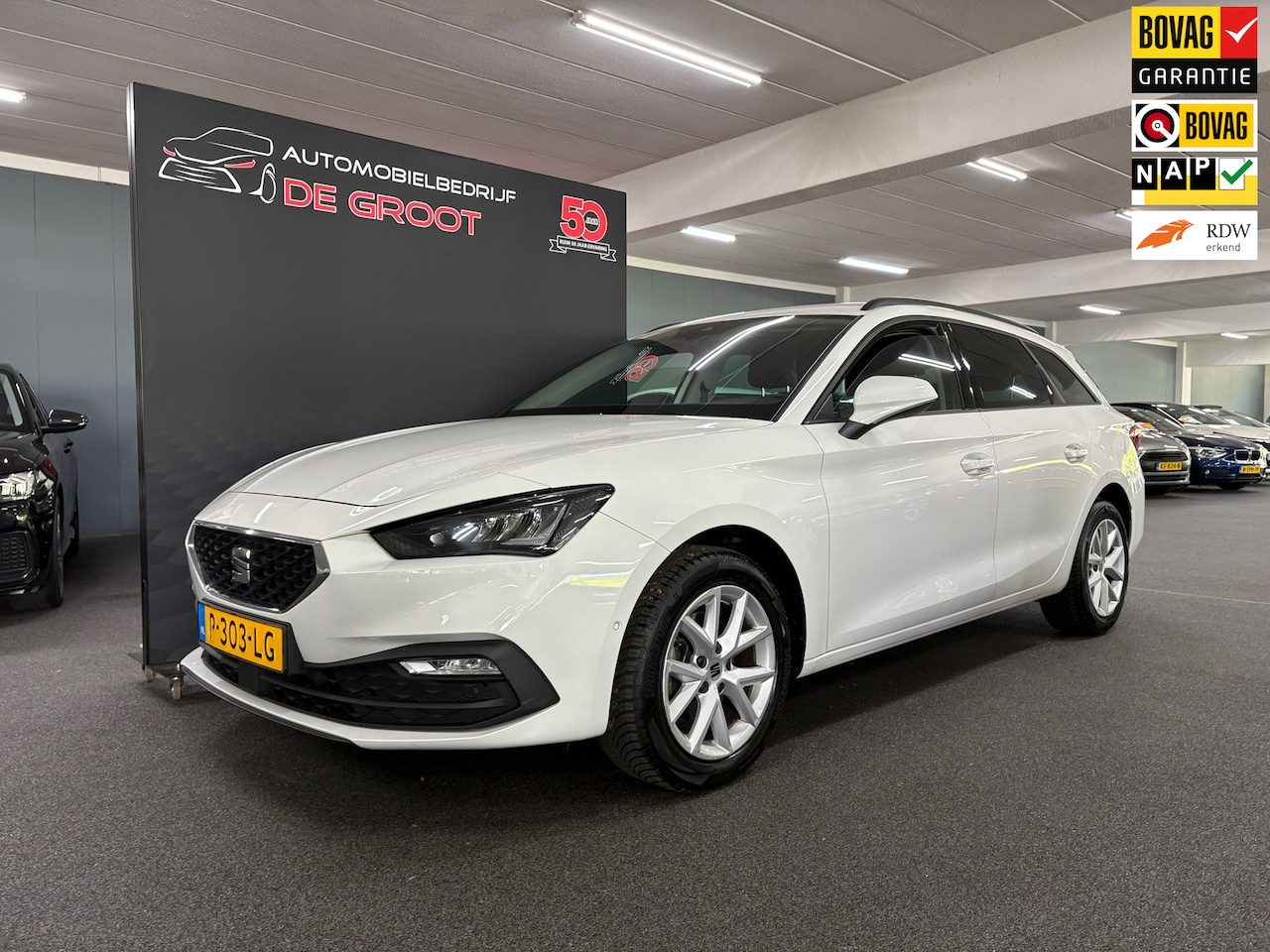 SEAT Leon Sportstourer - 1.0 TSI Style Business Intense/ NL auto/ Eerste eigenaar/ Digital dashboard - AutoWereld.nl