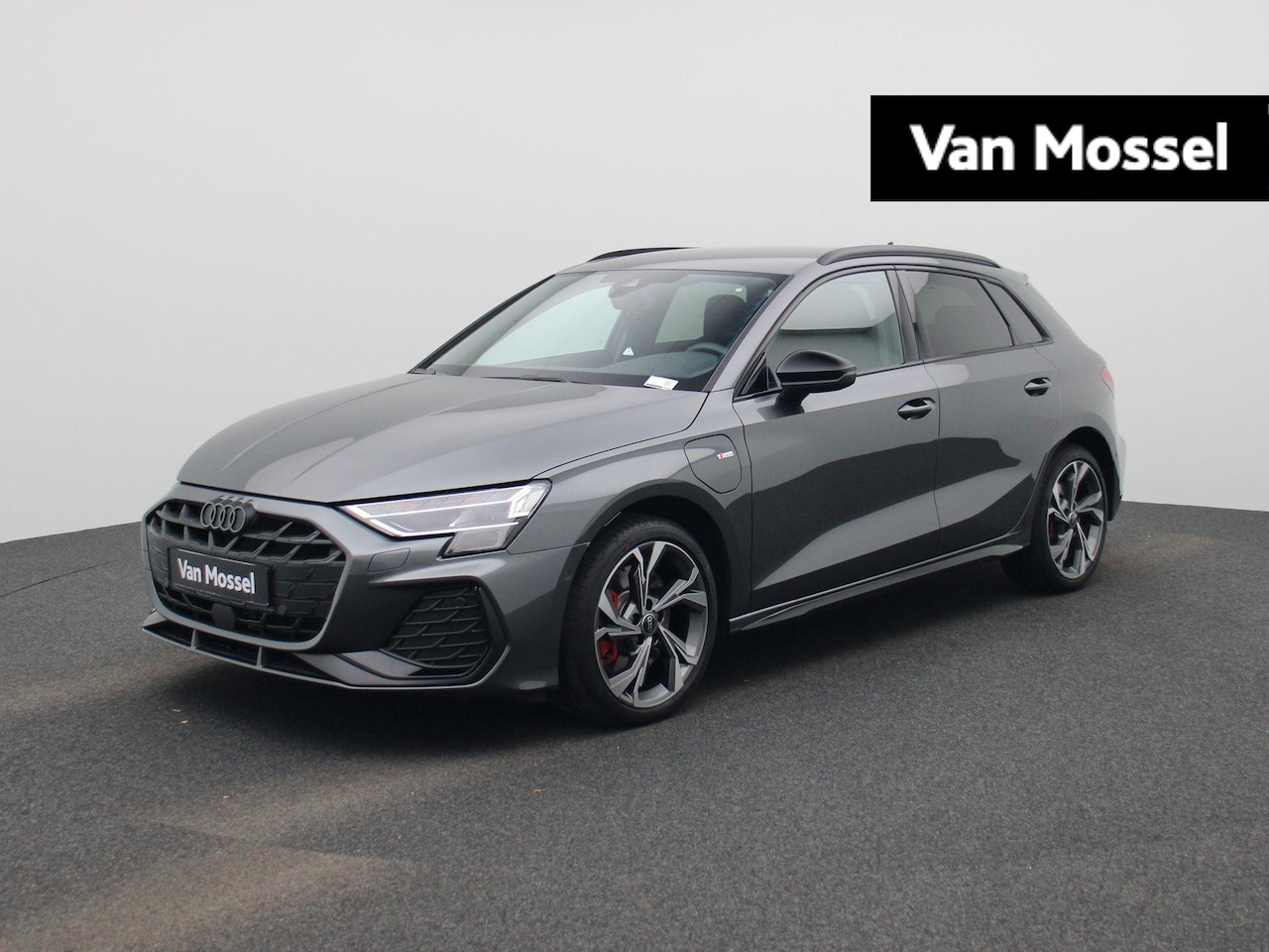 Audi A3 Sportback - 45 TFSI e S edition Competition 272 PK | S-Line | Automaat | Navigatie | Camera | SONOS | - AutoWereld.nl