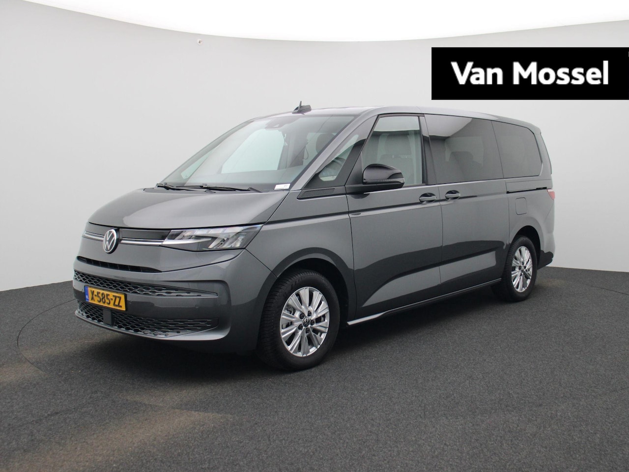 Volkswagen Multivan - 1.4 eHybrid L2H1 Life Edition 218PK | Automaat | Trekhaak | Parkeersensoren Voor + Achter - AutoWereld.nl