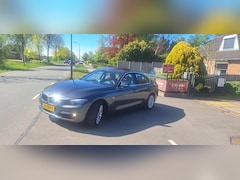 BMW 3-serie - 318d Upgrade Edition