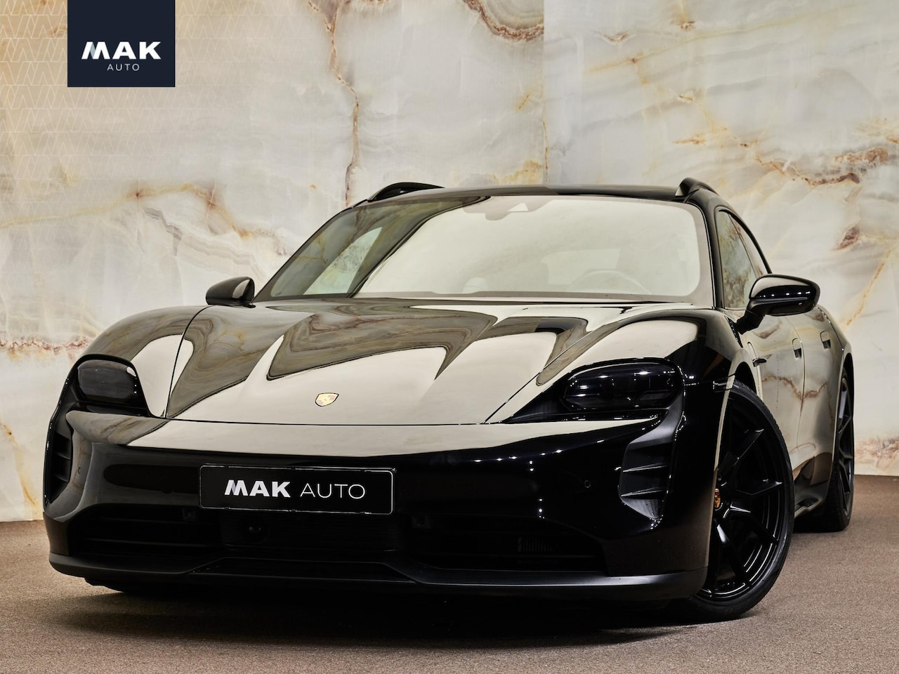 Porsche Taycan Sport Turismo - GTS, NL-auto, 1e eig., pano, Bose, PASM, ACC, 21", keyless - AutoWereld.nl