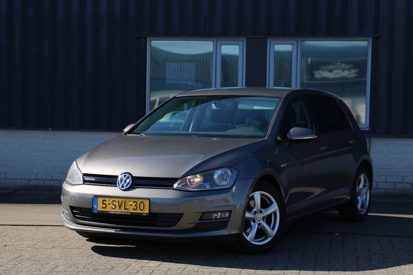 Volkswagen Golf - 1.6 TDI Highline NAP PDC Cruise Navi BT Climate - AutoWereld.nl