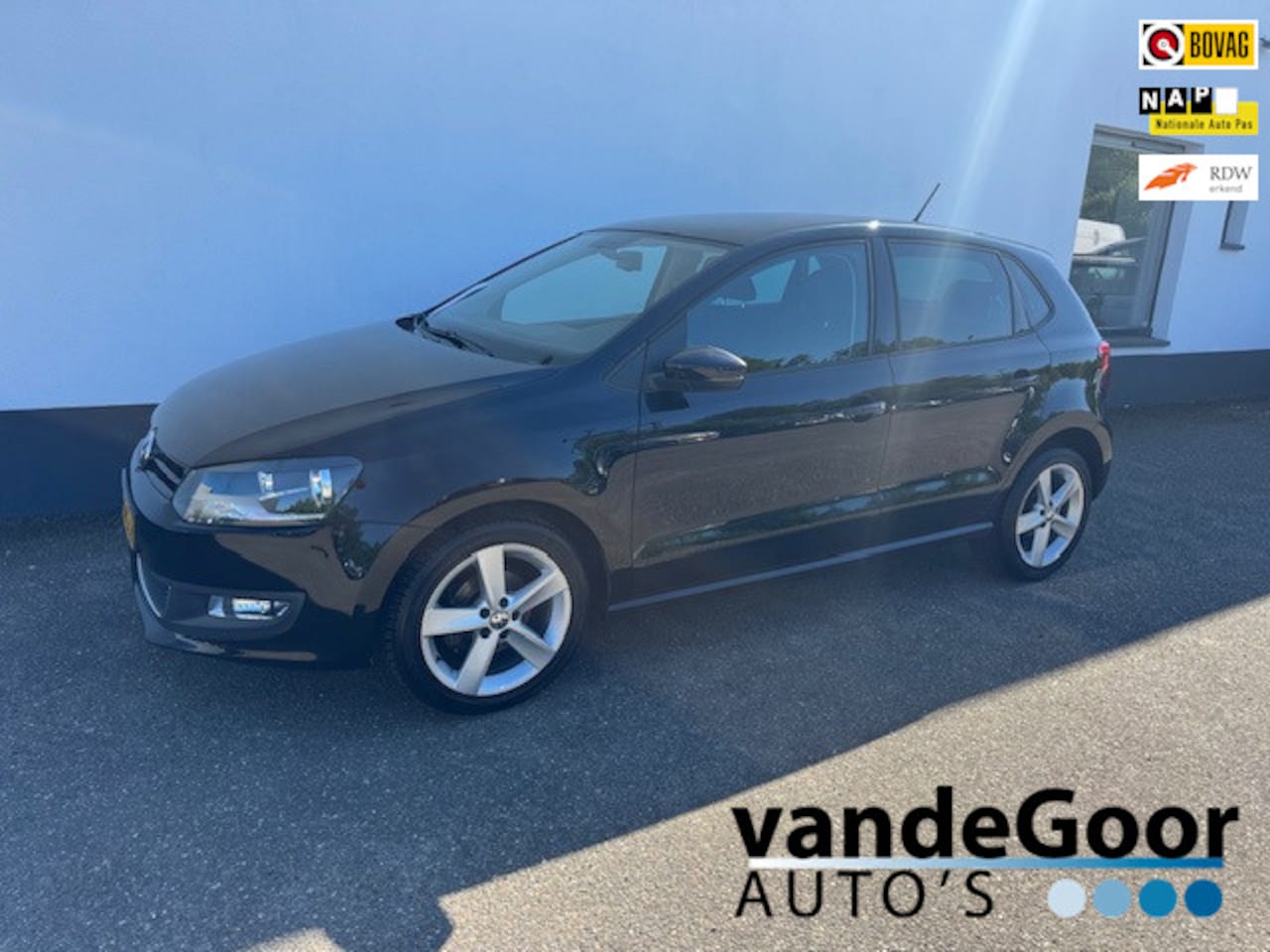 Volkswagen Polo - 1.2 TSI Highline 1.2 TSI Highline, '12, 5-drs, nl-auto in een keurige staat ! - AutoWereld.nl
