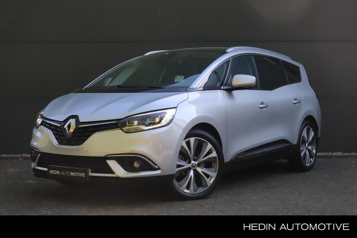 Renault Grand Scénic - 1.3 TCe Bose 7p. | Trekhaak | Head Up Display | Navigatie | Camera | Cruise Control - AutoWereld.nl