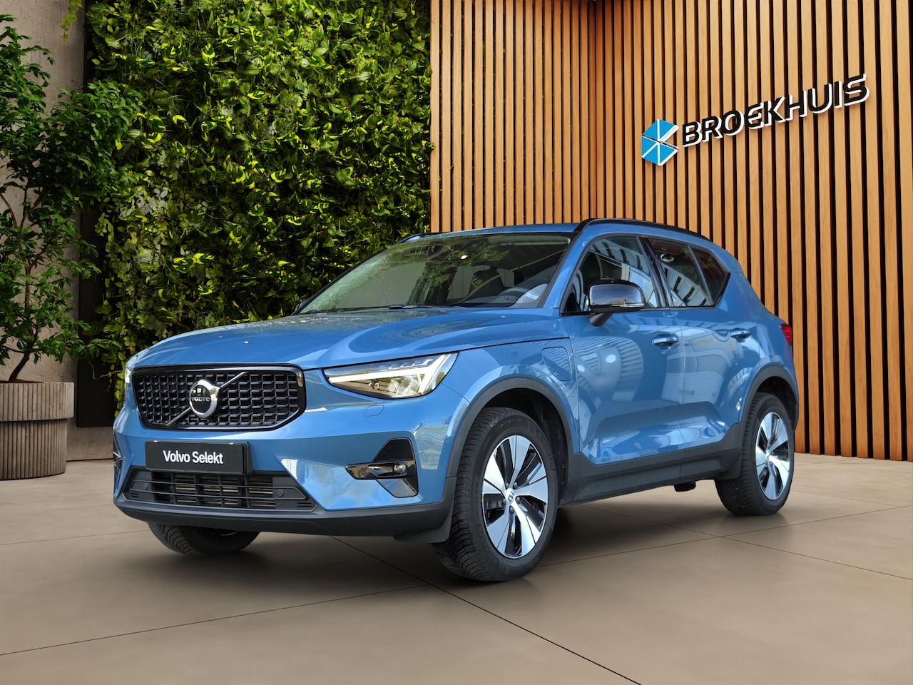 Volvo XC40 - 1.5 T5 Recharge Inscription | Memory | Adaptive Cruise | BLIS | Camera | Stuur/stoelverwar - AutoWereld.nl