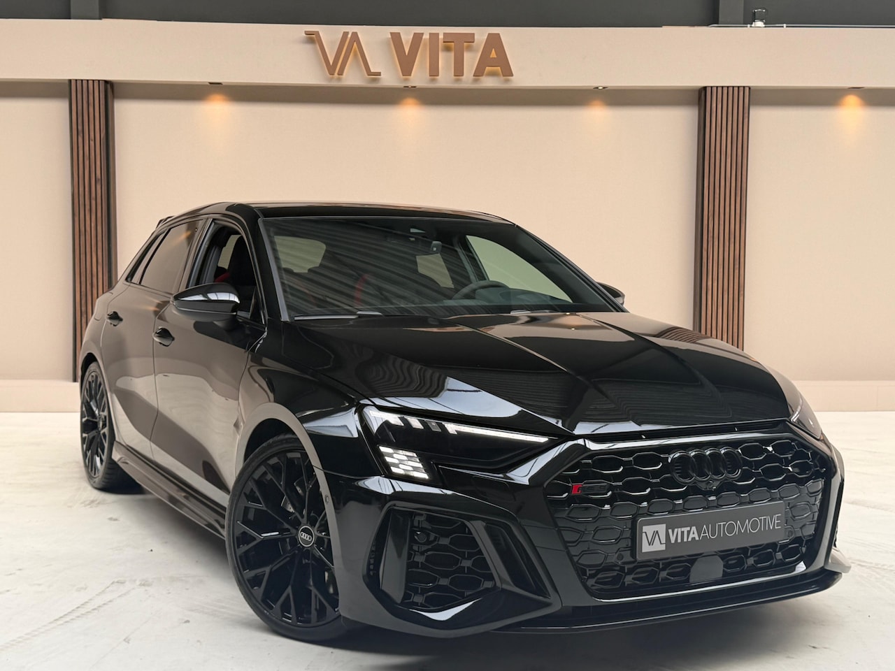 Audi A3 Sportback - 2.5 TFSI RS 3 quattro ABT|Akra|Pano|B&O|Camera|PPF|RS-Seats| - AutoWereld.nl