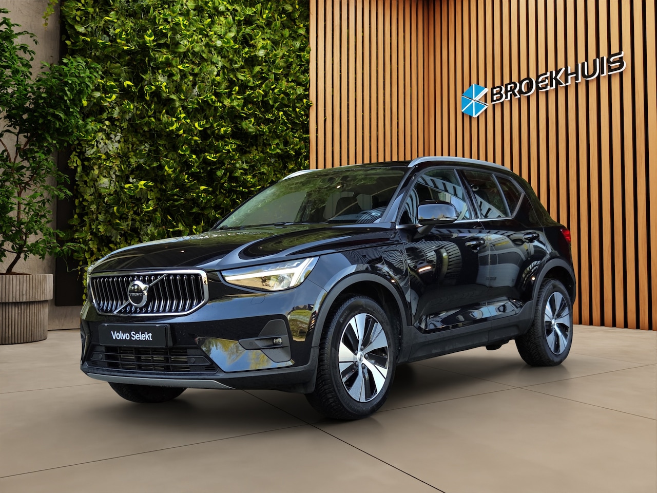 Volvo XC40 - 1.5 T5 Recharge Inscription | Memory | Adaptive Cruise | BLIS | Camera | Stuur/stoelverwar - AutoWereld.nl
