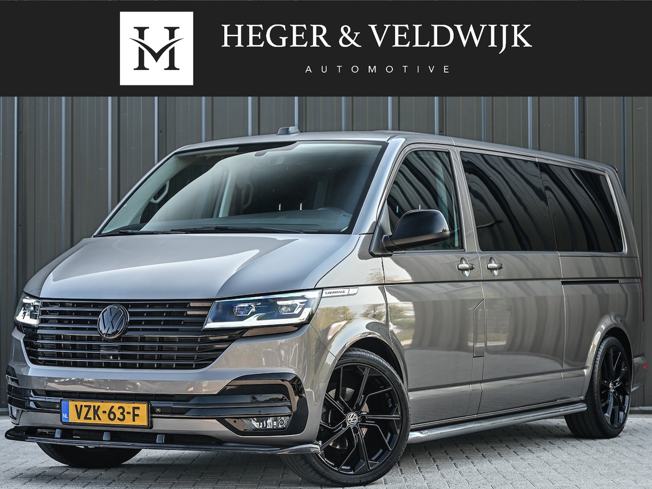 Volkswagen Transporter Caravelle - 2.0 TDI L2H1 32 DC Caravelle | Camera | Led | 20 inch. | Cruise control | Automaat | - AutoWereld.nl