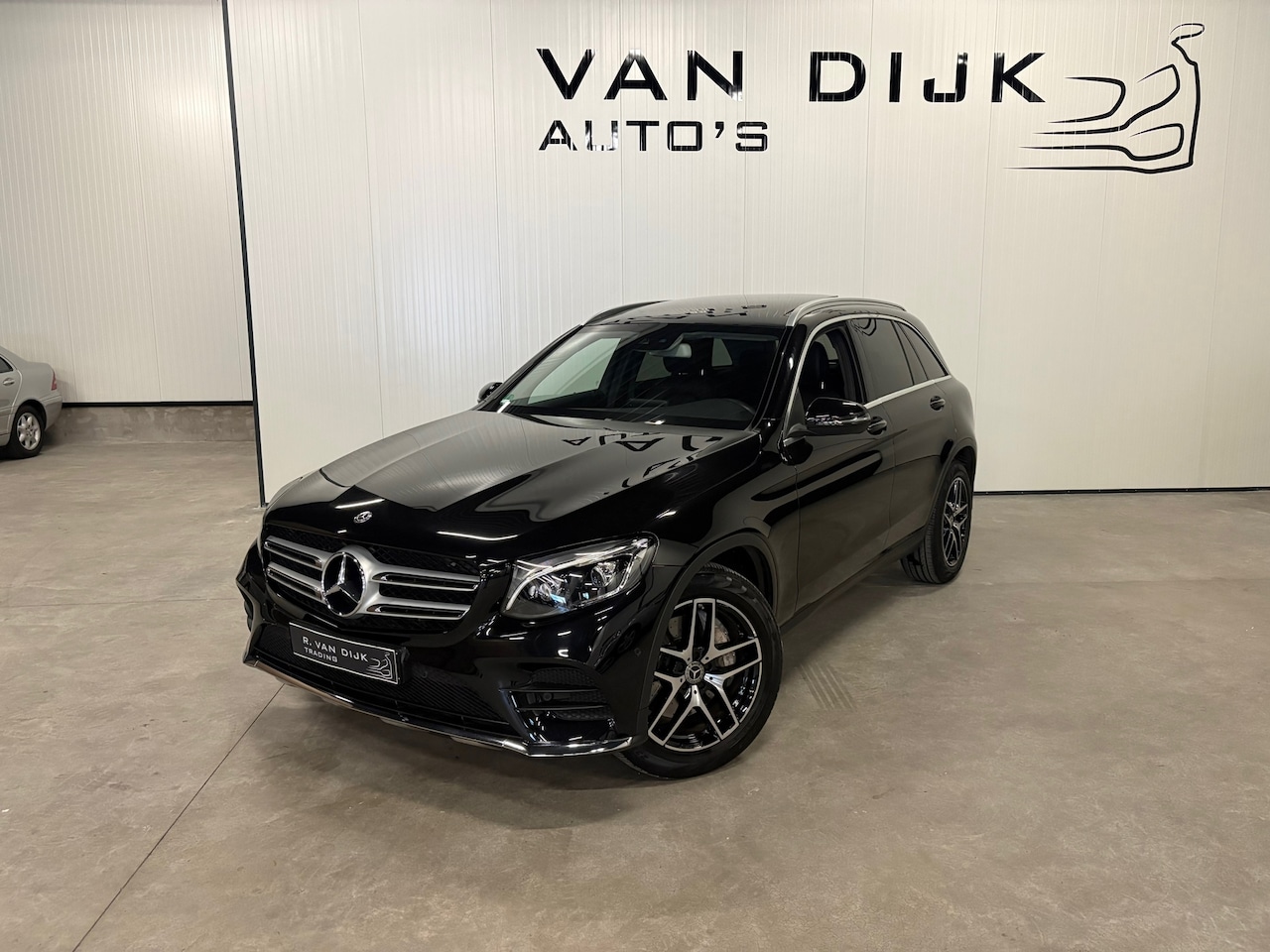 Mercedes-Benz GLC-klasse - 250 4MATIC Panoramadak Burmester Camera - AutoWereld.nl