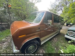 Ford Econoline - USA E-150 CLUBWAGON