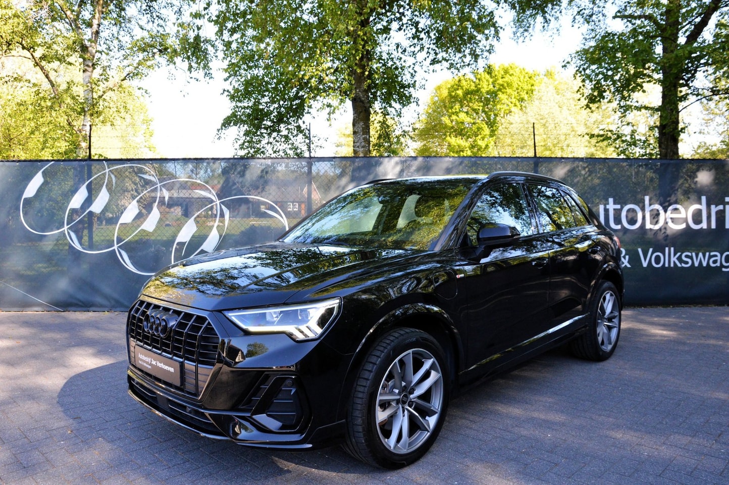 Audi Q3 - 45 TFSI e |S Edition|Black Edition|Camera|Keyless|Apple Carplay|Automaat| - AutoWereld.nl