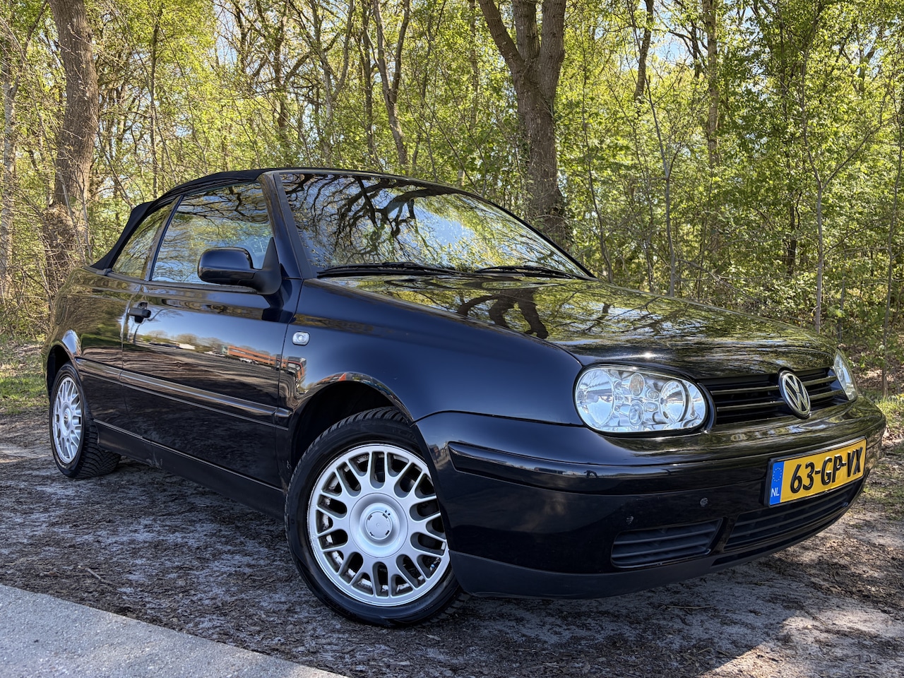 Volkswagen Golf Cabriolet - 2.0 Highline Leder Cruise - AutoWereld.nl