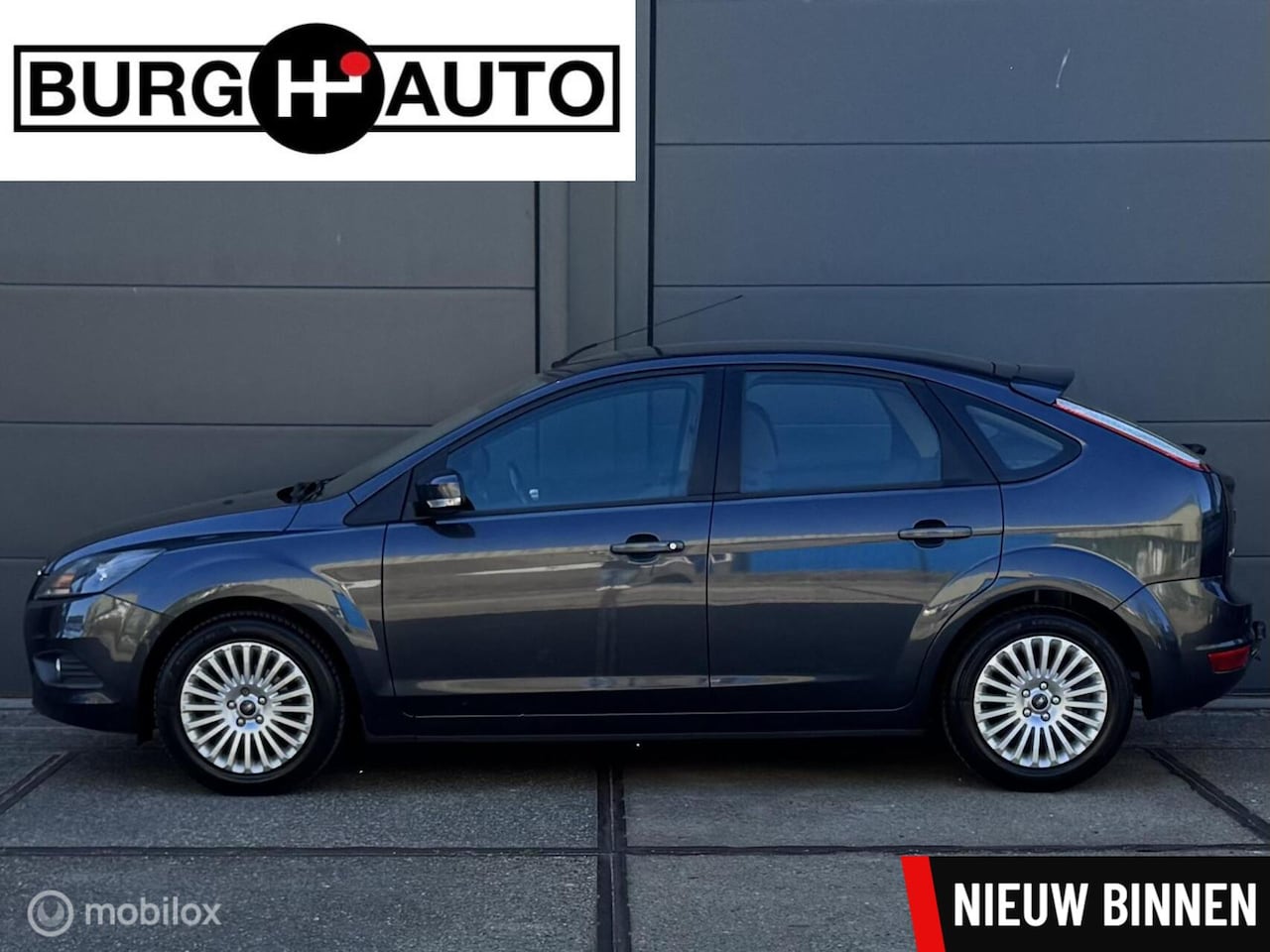 Ford Focus - 1.8 Limited - APK T/M 20-04-2027 - ECC - NAVIGATIE - CRUISE CONTROLE - TREKHAAK - PARKEERS - AutoWereld.nl