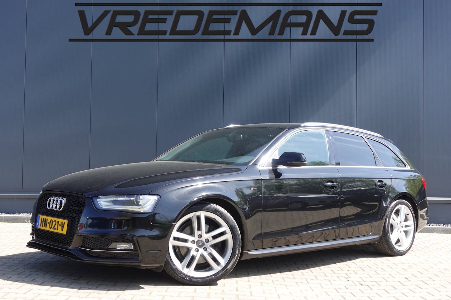 Audi A4 Avant - 2.0 TDI Pro Line S 2.0 TDI Pro Line S LED/NAVI - AutoWereld.nl