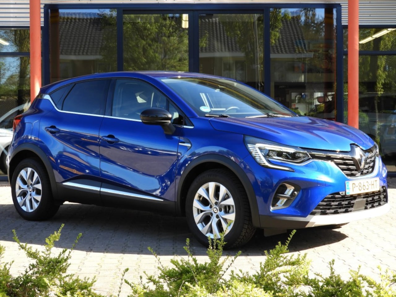 Renault Captur - 1.6 PLUG-IN HYBRID 160PK E-TECH INTENS - AutoWereld.nl