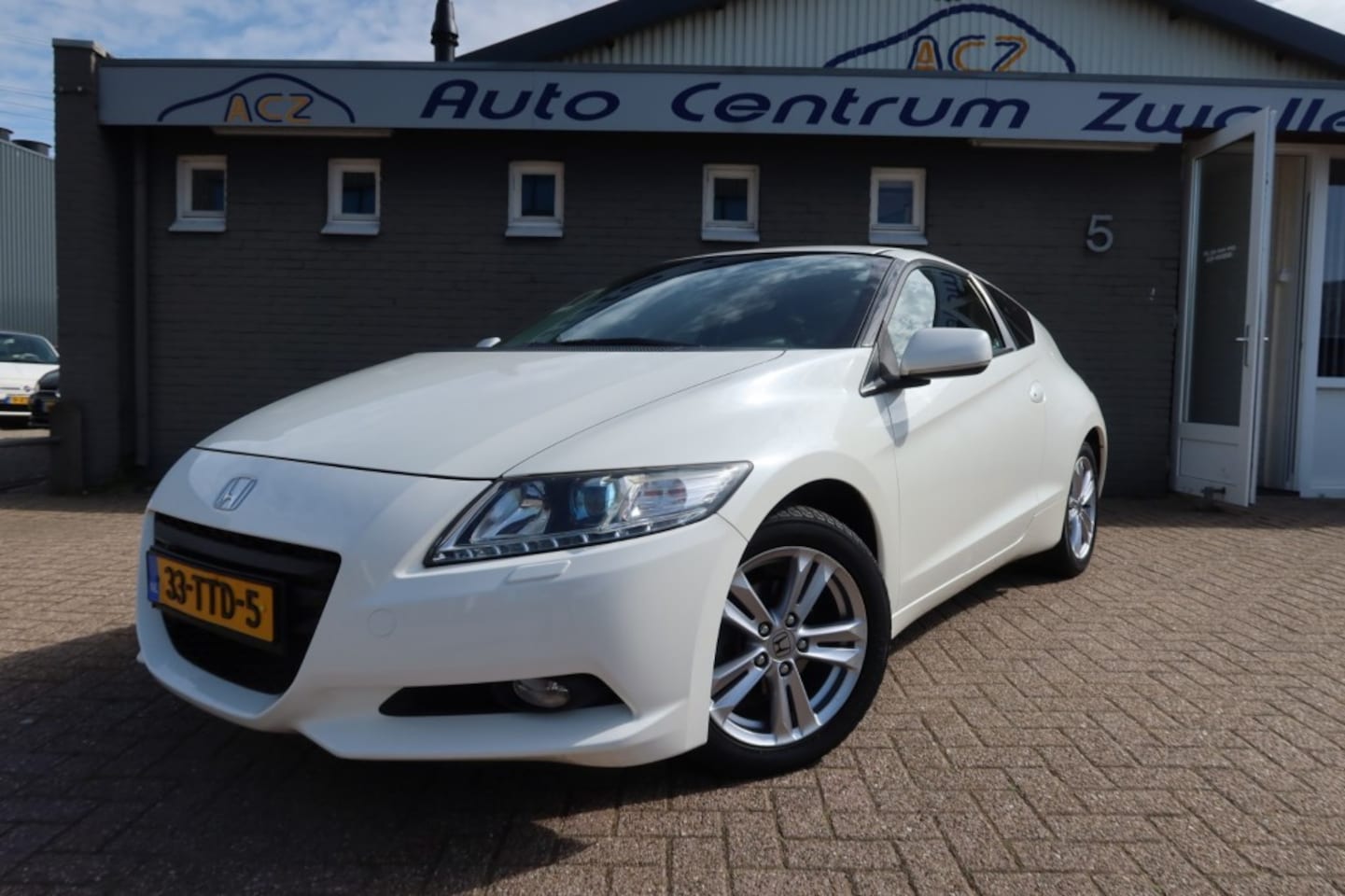 Honda CR-Z - 1.5 i-Vtec IMA GT 1.5 I-VTEC IMA GT - AutoWereld.nl