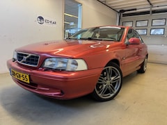Volvo C70 - 2.4 T Luxury AUT AIRCO RIJDT GOED PDC NAP APK 4-2027 LIEFHEBBER
