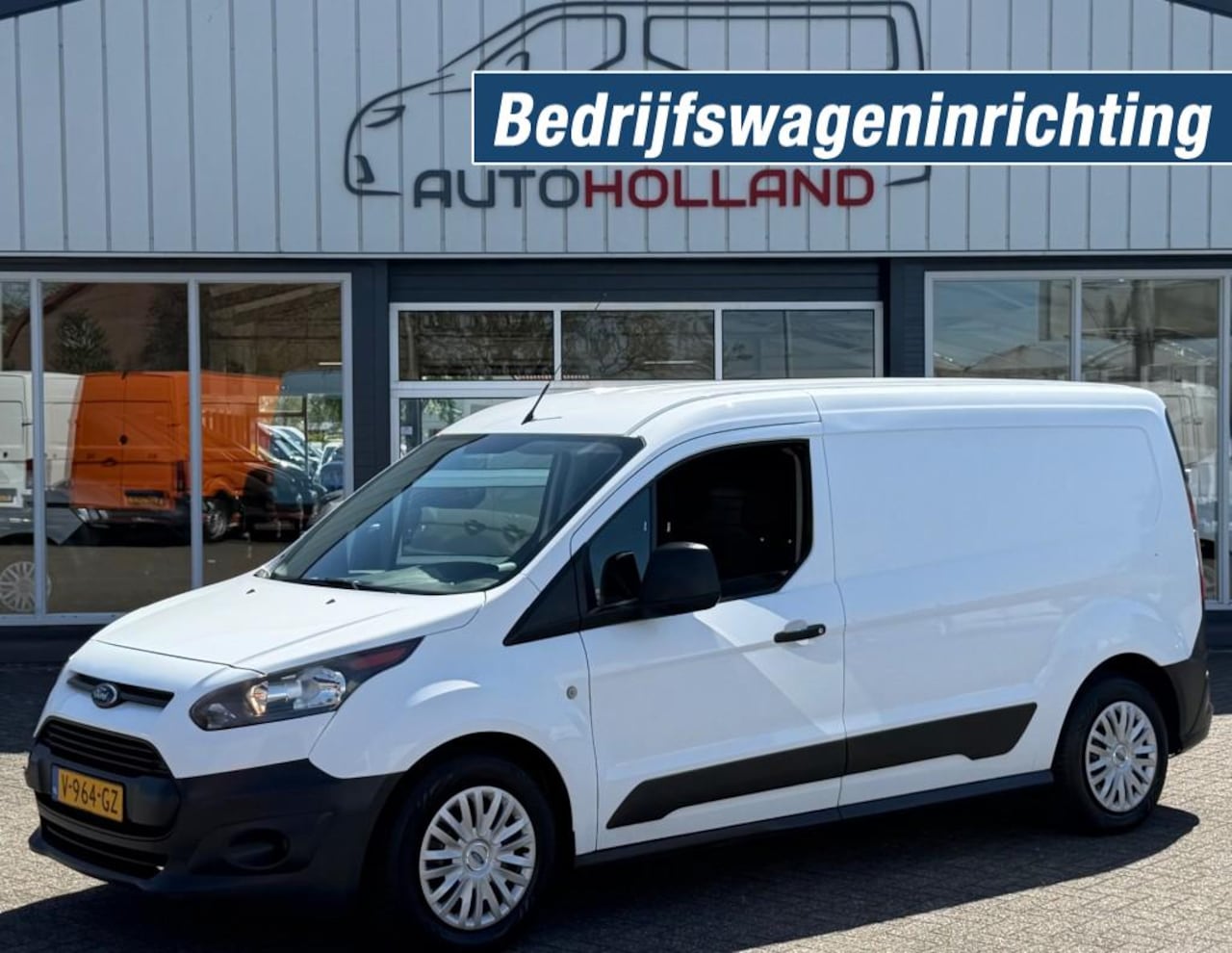 Ford Transit Connect - 1.5 TDCI 74KW 100PK L2 MAXI EURO 6 AIRCO/ BEDRIJFSWAGENINRICHTING/ TREKHAAK - AutoWereld.nl