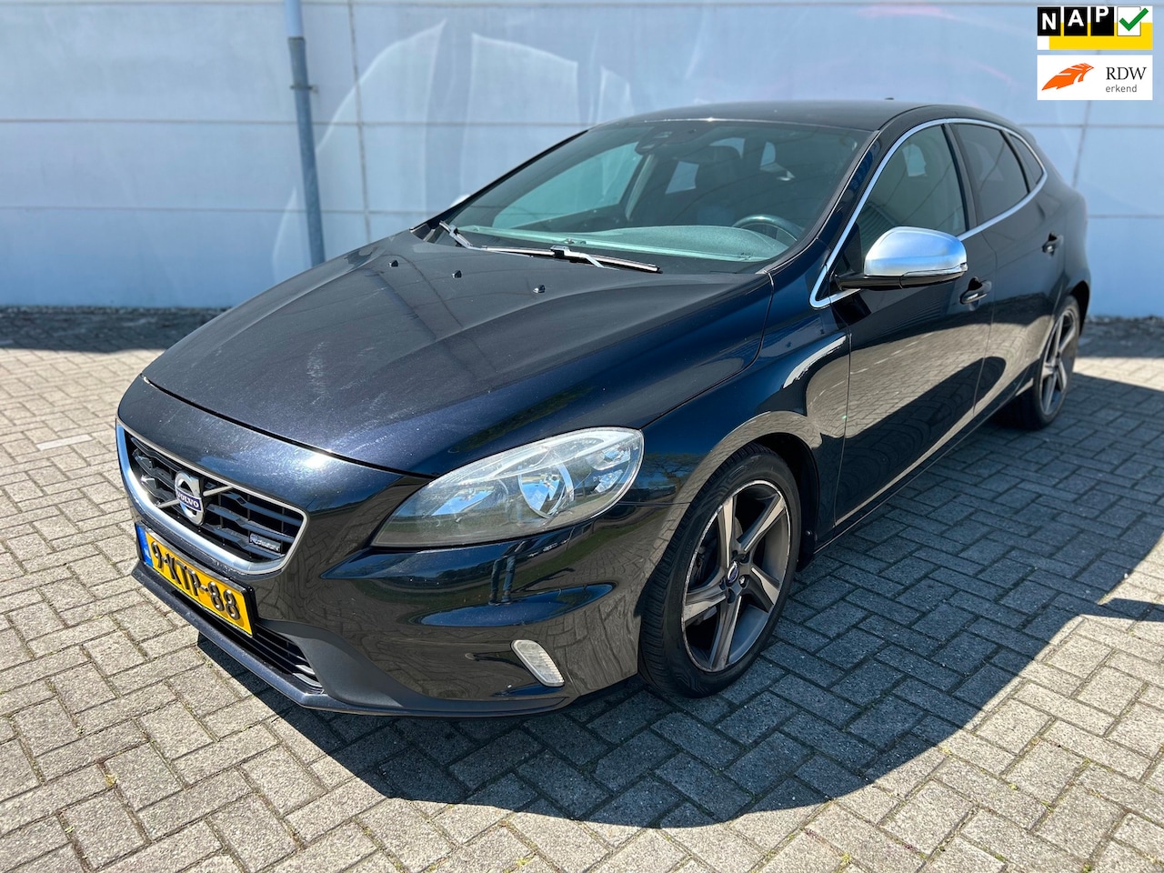 Volvo V40 - 1.6 D2 R-Design Cruise Controle Climat Controle Navi NL-Auto - AutoWereld.nl