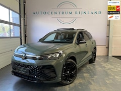 Volkswagen Tiguan - 1.5 eHybrid R-Line Edition Panoramadak, Massage Stoelen, Trekhaak
