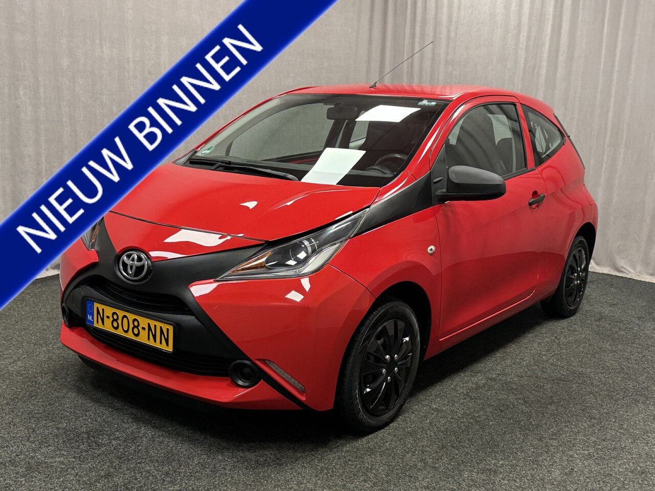 Toyota Aygo - 1.0 VVT-i x-now | Airco | Bluetooth | - AutoWereld.nl
