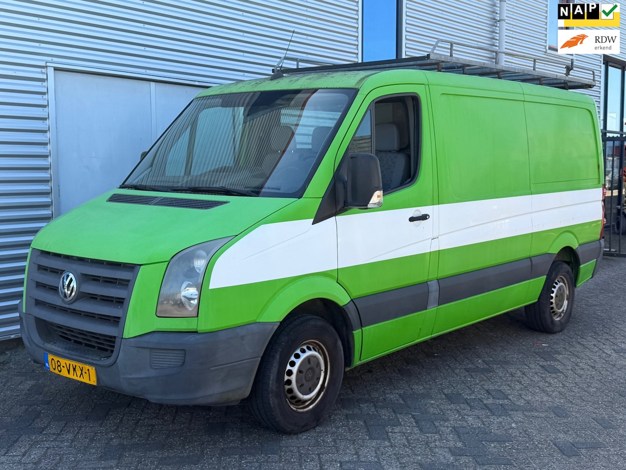 Volkswagen Crafter - 32 2.5 TDI L2H1 AIRCO Trendline Nieuwe APK - AutoWereld.nl