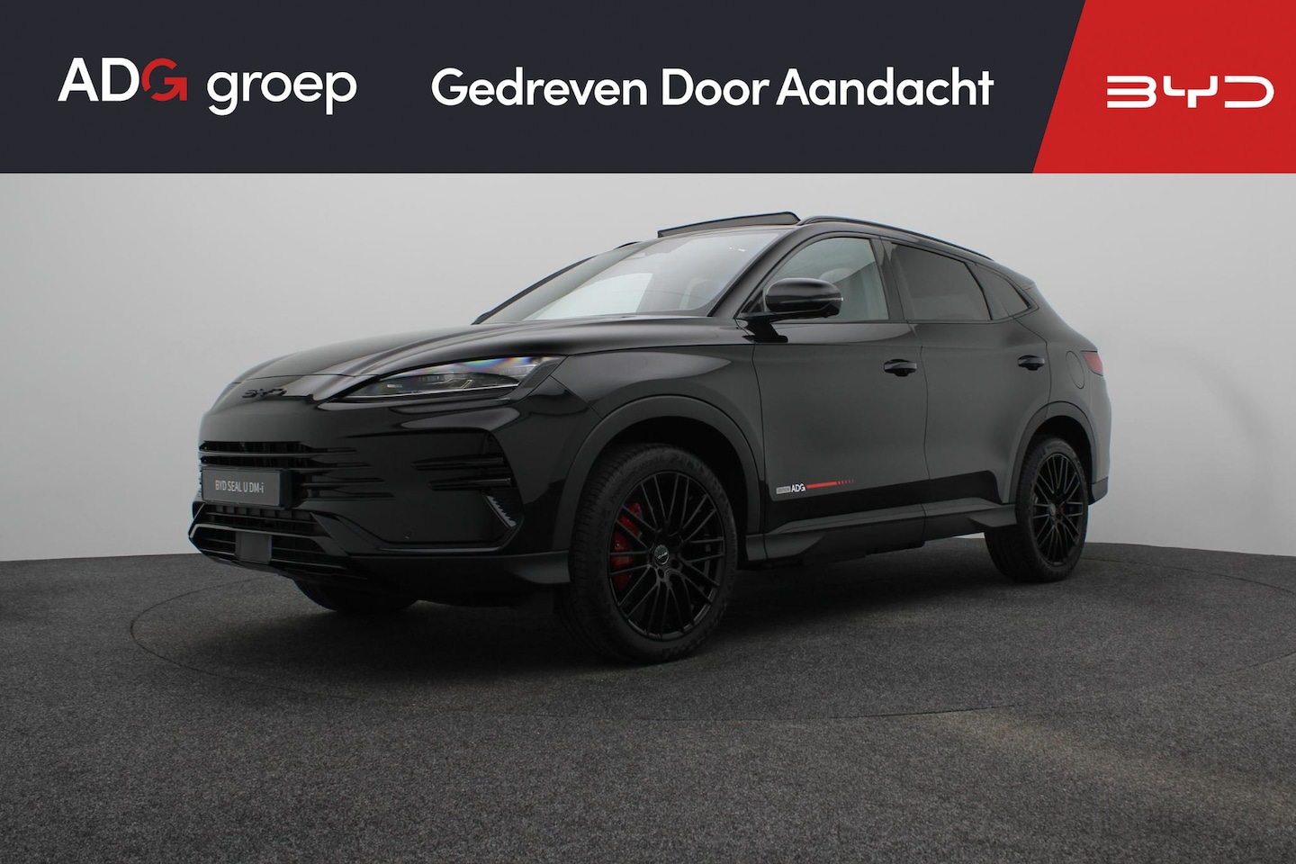 BYD Seal U - 1.5 DM-i FWD Boost | ADG Black Edition | Uniek| Black-on-Black| Rode remklauwen| 20 Inch v - AutoWereld.nl