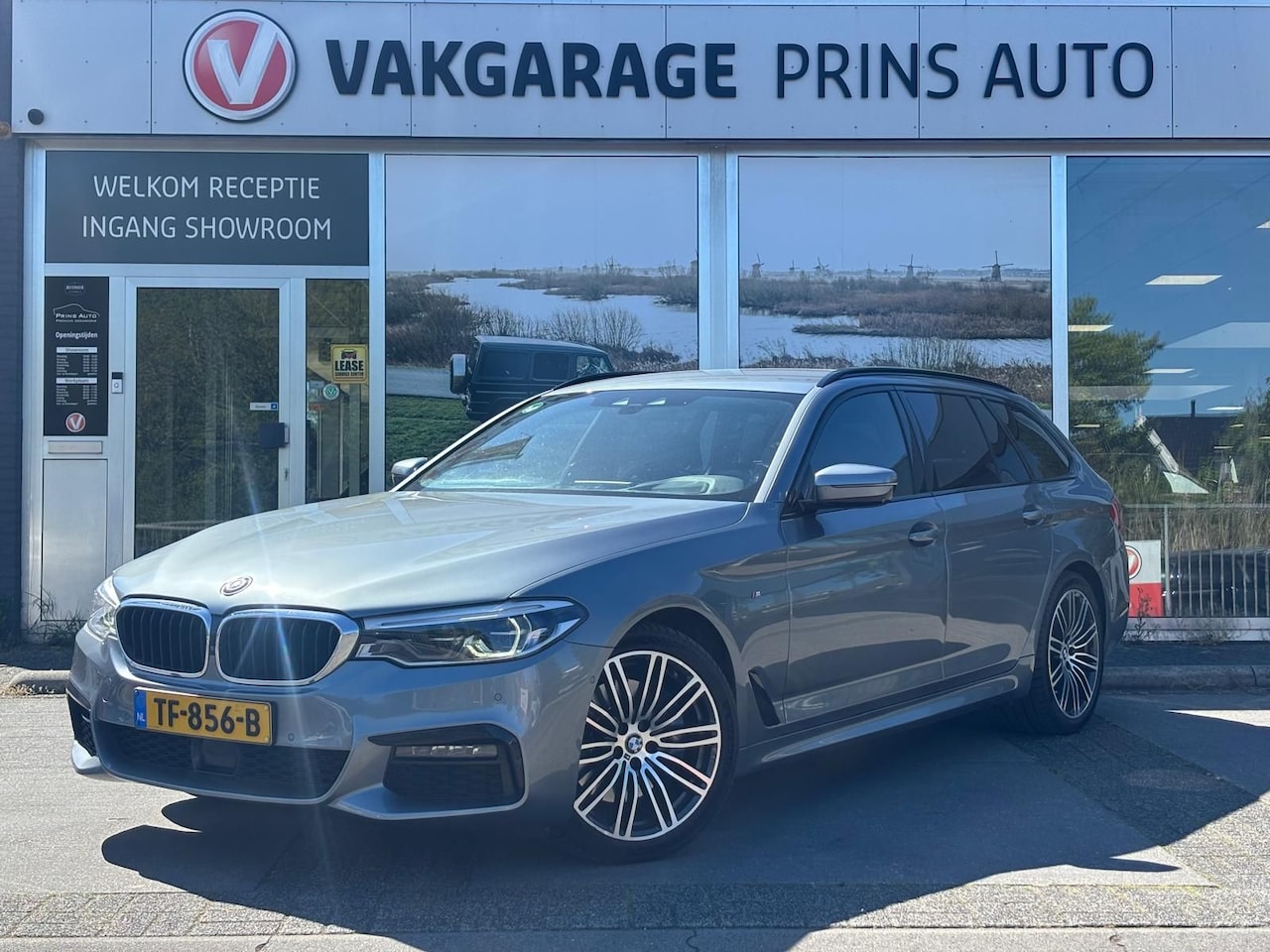 BMW 5-serie Touring - 530i xDrive High Executive |360* CAMERA|DEALER ONDERHOUDEN|X-DRIVE|STOELVERW.| 18780 / - AutoWereld.nl
