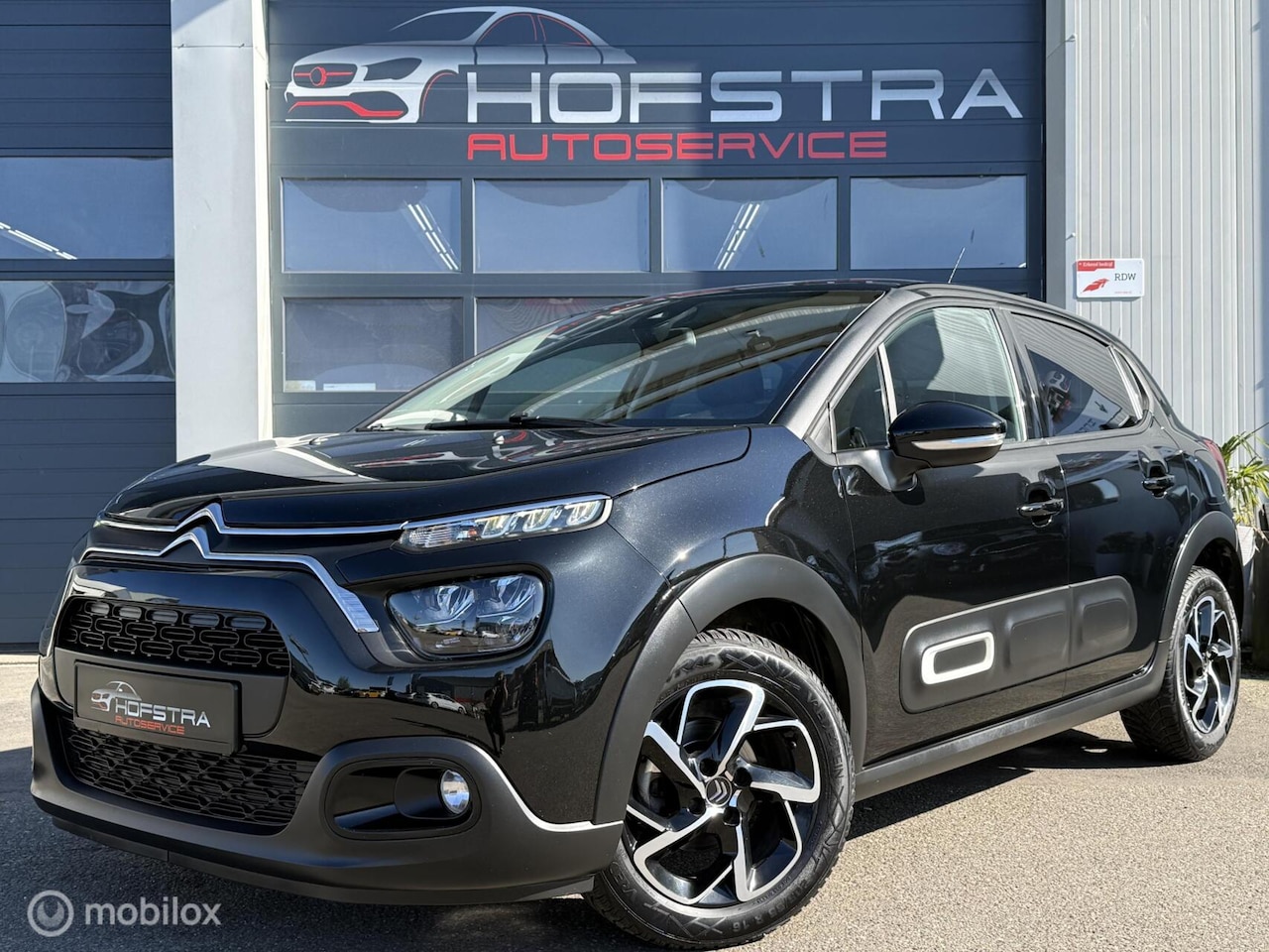 Citroën C3 - 1.2 PureTech CarPlay Camera DAB Facelift Riem-VV Full-Led - AutoWereld.nl