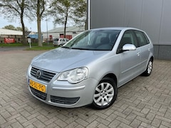Volkswagen Polo - 1.4-16V Sportline 134.727KM