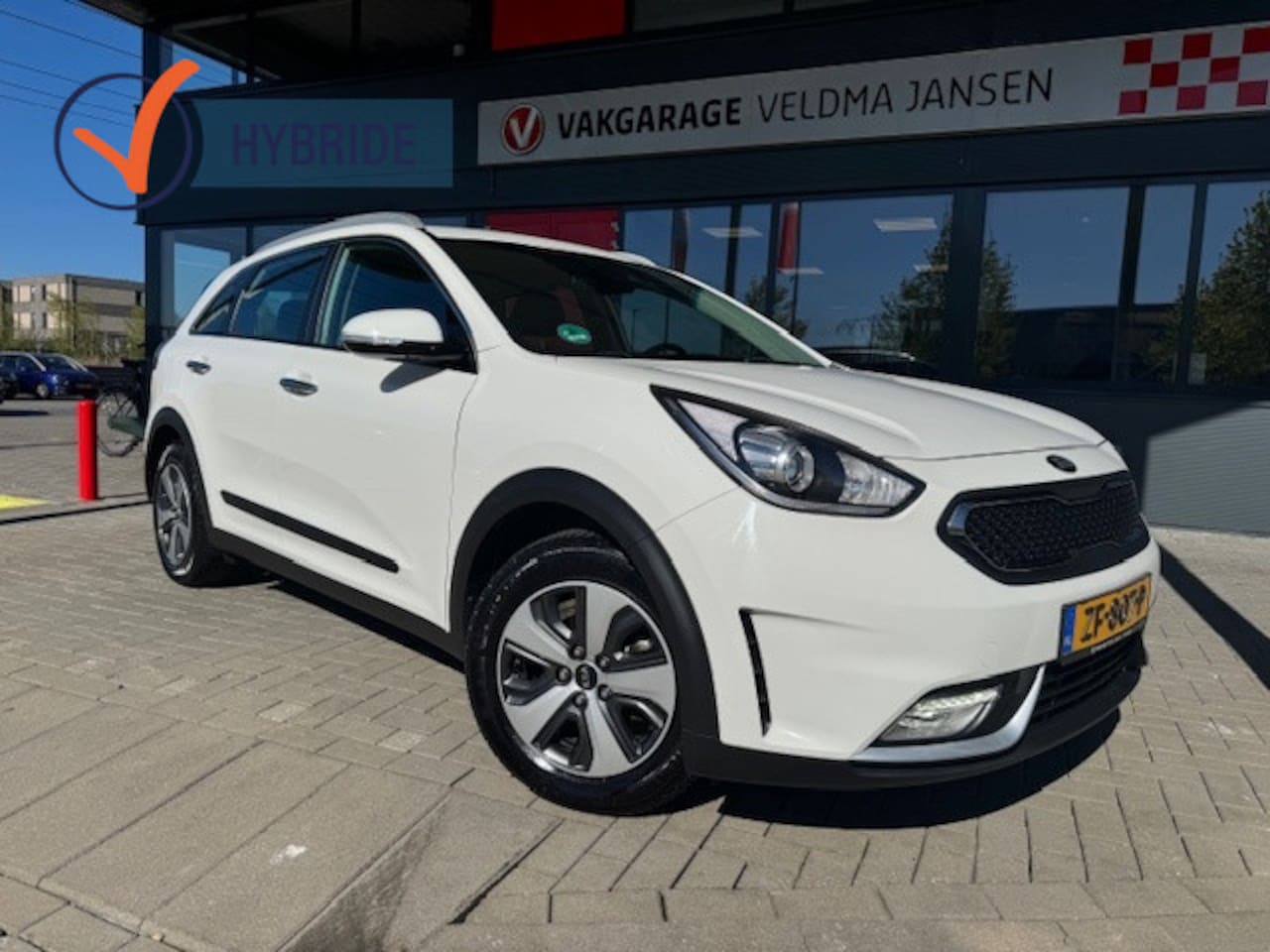 Kia Niro - 1.6 GDi HYBRID DYNAMICLINE AUTOMAAT (1e EIG.) - AutoWereld.nl