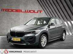 BMW X1 - sDrive18i High Exe Shadow-Line Pano-dak/Leder/Stoelverw/Navi+/LED
