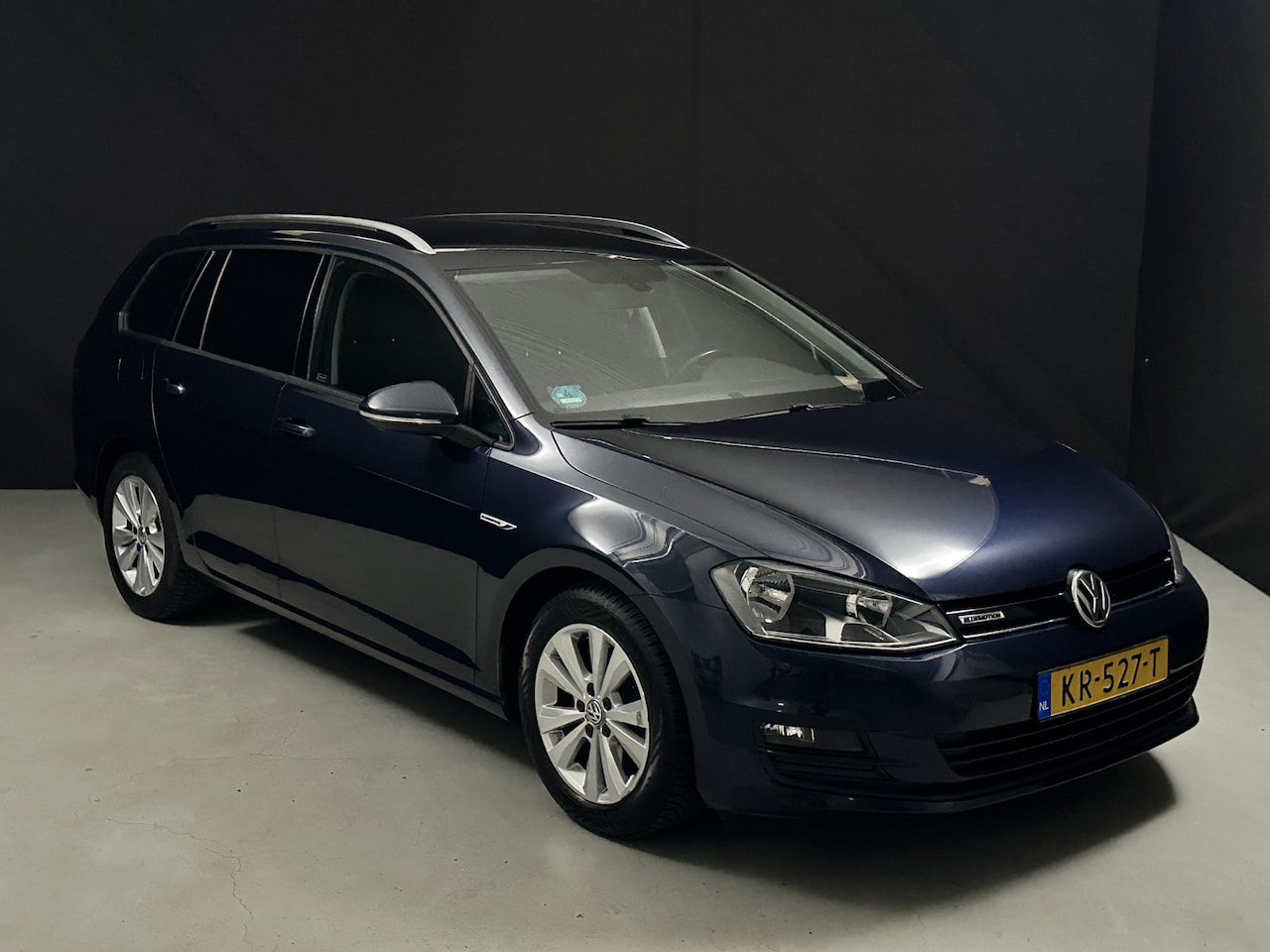Volkswagen Golf Variant - 1.0 TSI Connected Series *AC*MultiMedia*Navi* - AutoWereld.nl