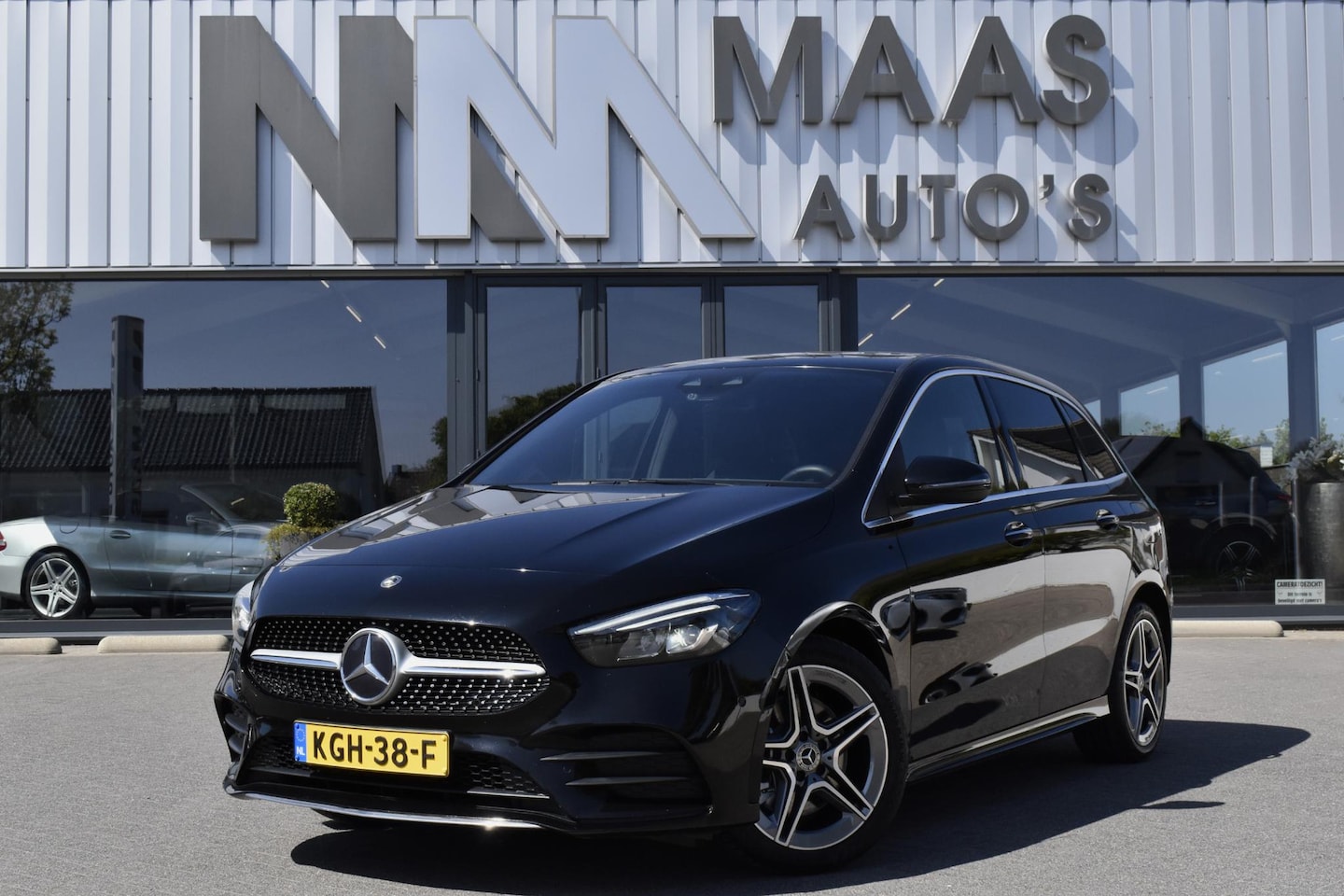 Mercedes-Benz B-klasse - 250 e AMG Line 250 e AMG Line - AutoWereld.nl