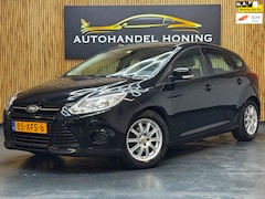 Ford Focus - 1.0 EcoBoost Lease Trend|NAVI|PSENSOR|TREKHAAK|AIRCO|CRUISE|ELEKRAMEN|SPORTVELGEN