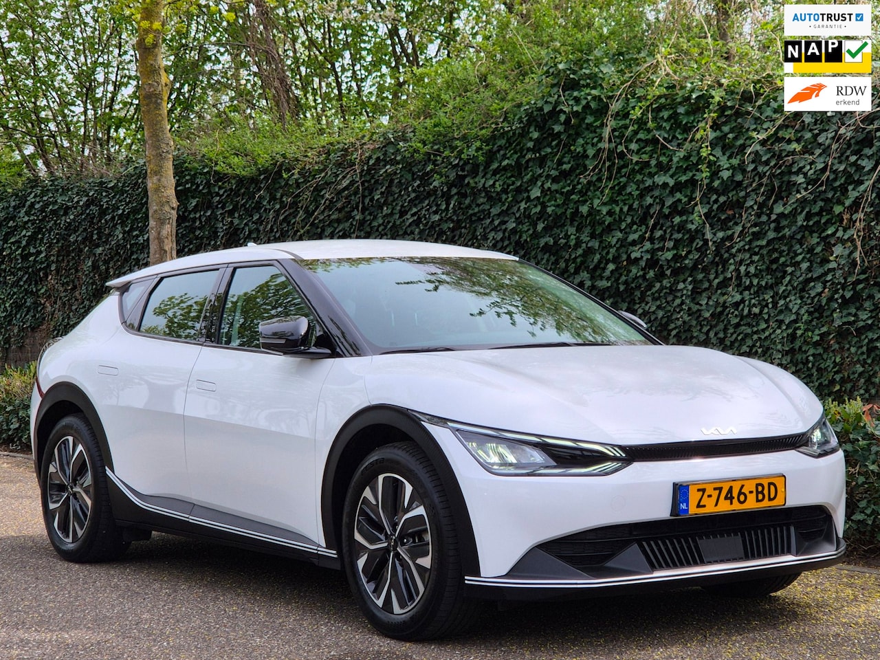 Kia EV6 - 58kWh Light CarPlay AutoPilot Line Assist ACC LED NAP NL Fabrieksgarantie ZUINIG - AutoWereld.nl