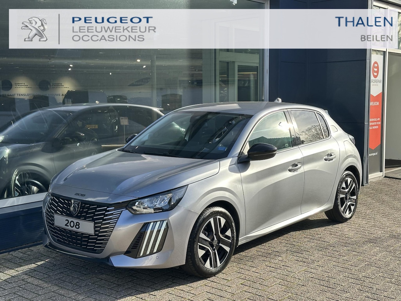 Peugeot 208 - Allure 1.2 Turbo 100 PK 6-Bak | LED Koplampen | Facelift Model | Parkeersensoren Rondom | - AutoWereld.nl