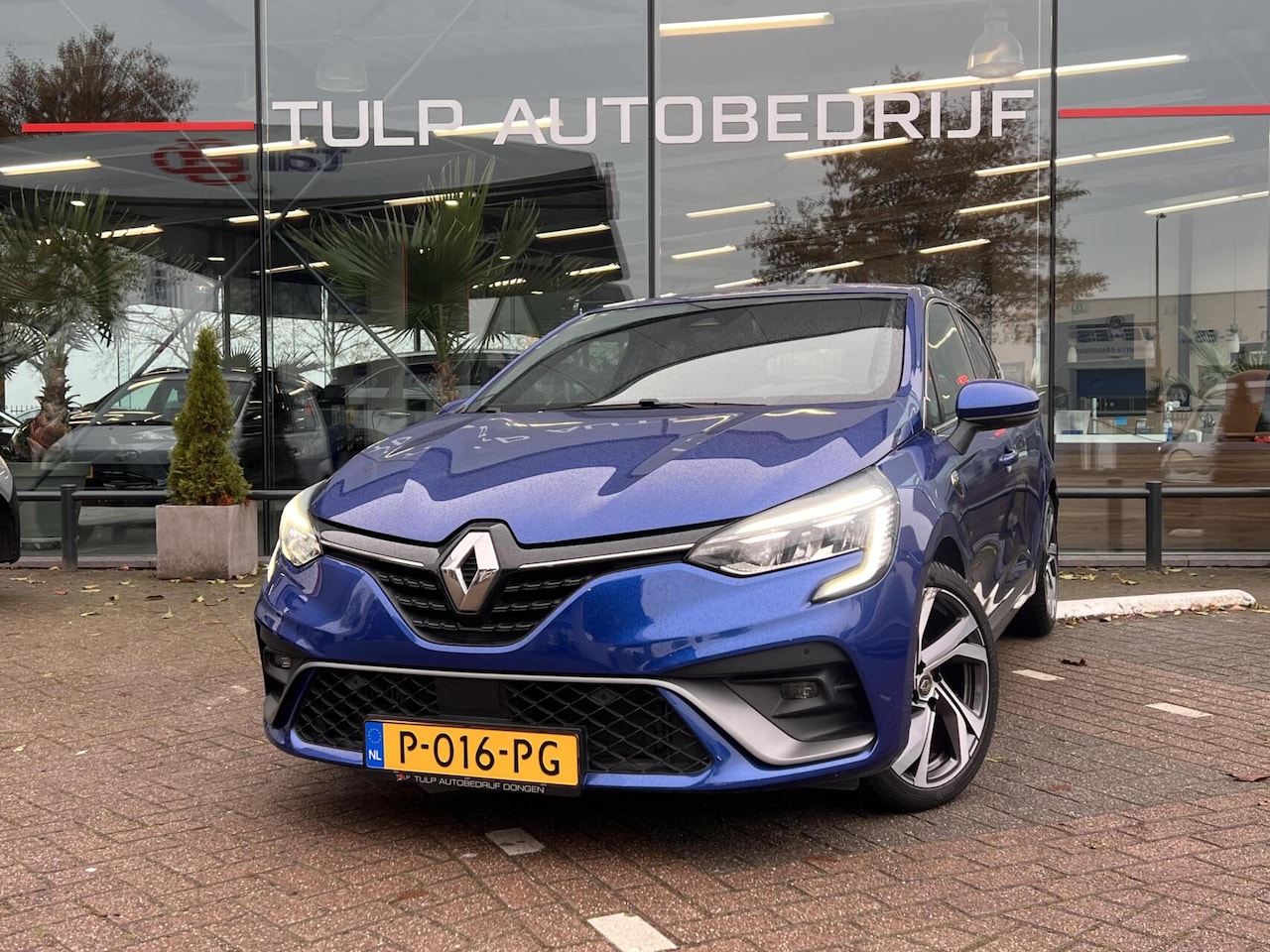 Renault Clio - 1.3 TCe R.S. Line Clima Cruise Navi Dealeronderhouden - AutoWereld.nl