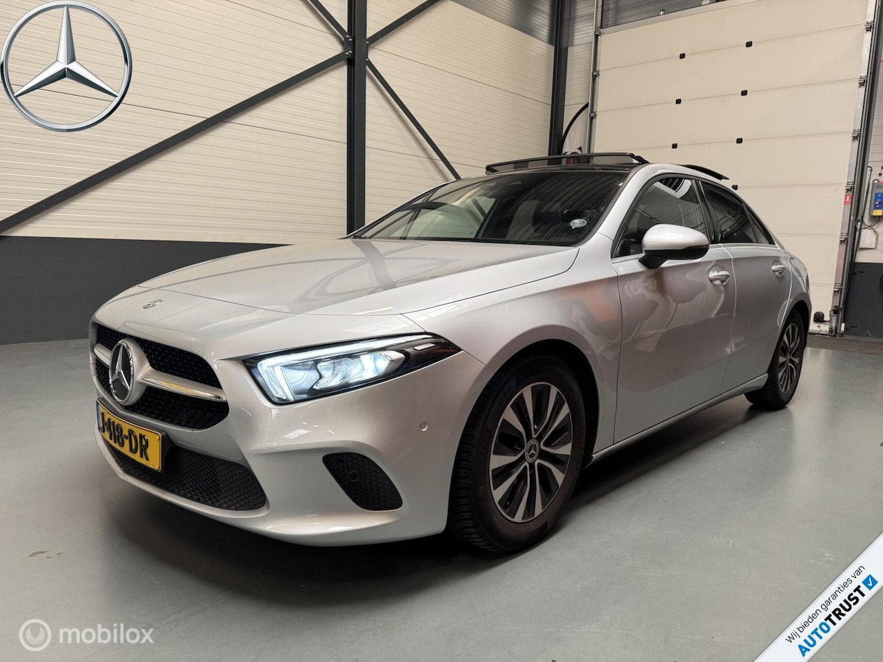 Mercedes-Benz A-klasse - 200 Business Luxury Pano|LED|NL-Auto - AutoWereld.nl