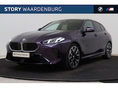 BMW 1-serie - 120 M Sport Automaat / Sportstoelen / Achteruitrijcamera / Stoelverwarming / M Adaptief on