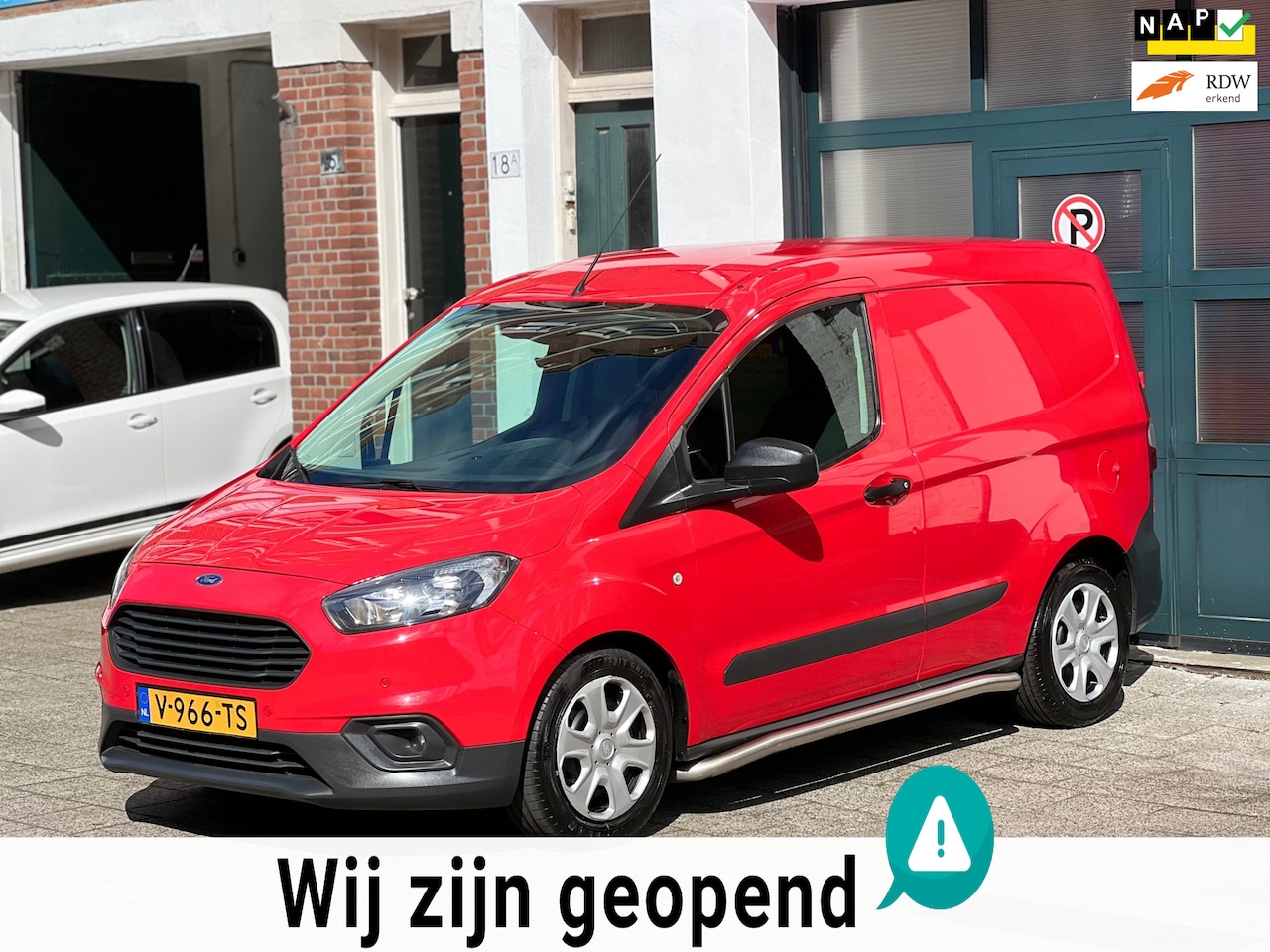 Ford Transit Courier - 1.5 TDCI Trend-airco-elek ramen-btw auto - AutoWereld.nl