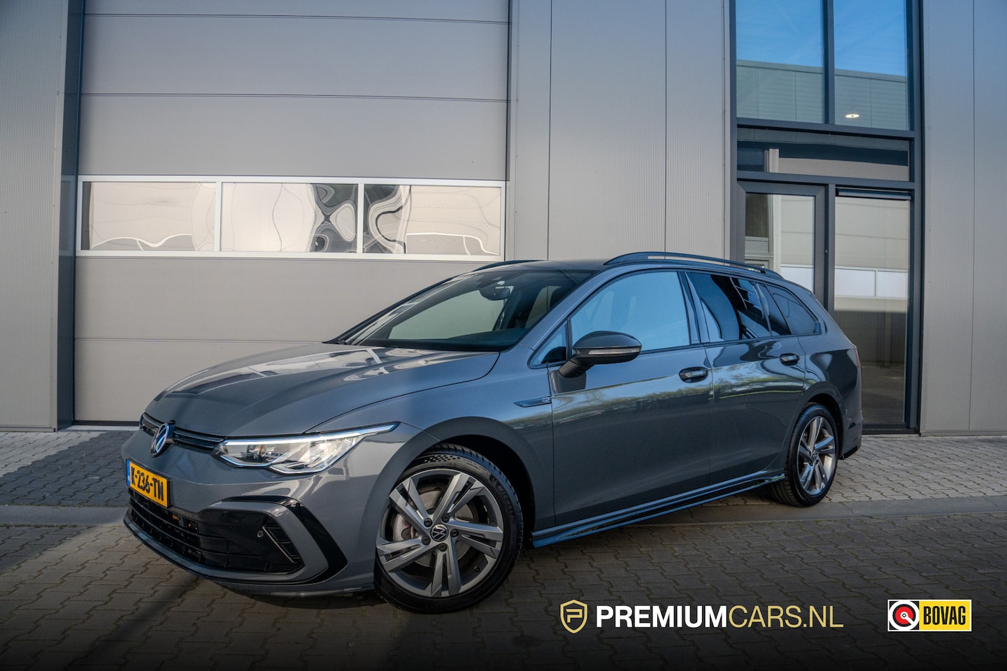 Volkswagen Golf Variant - 1.5 eTSI R-Line Business | BTW Auto - AutoWereld.nl