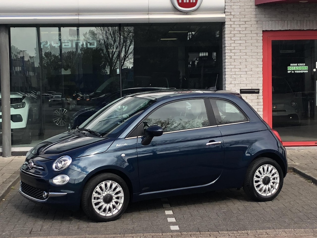 Fiat 500 - 1.0 Hybrid Dolcevita AIRCO|APPLE/ANDROID|PDC|15" - AutoWereld.nl